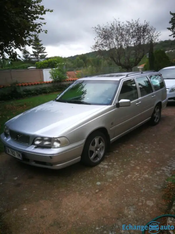 Volvo V70 break