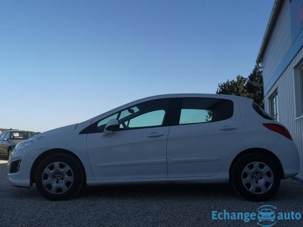 Peugeot 308 1.4 VTI 98 ACCESS GARANTIE 6 MOIS